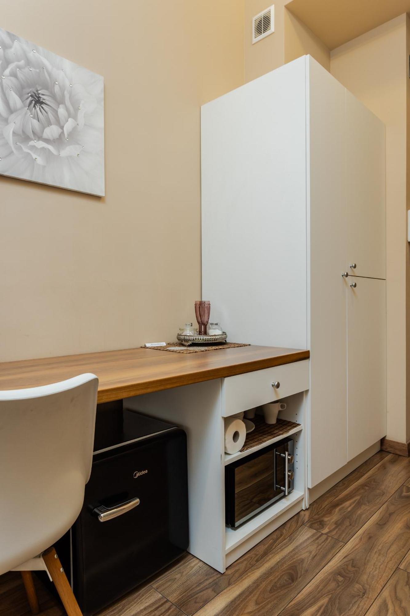 Functional And Comfortable Very Berry Studios In Poznan By Noclegi Renters Poznań Exterior foto