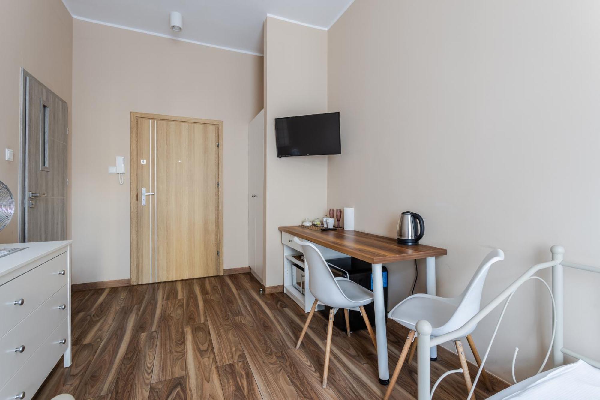 Functional And Comfortable Very Berry Studios In Poznan By Noclegi Renters Poznań Exterior foto
