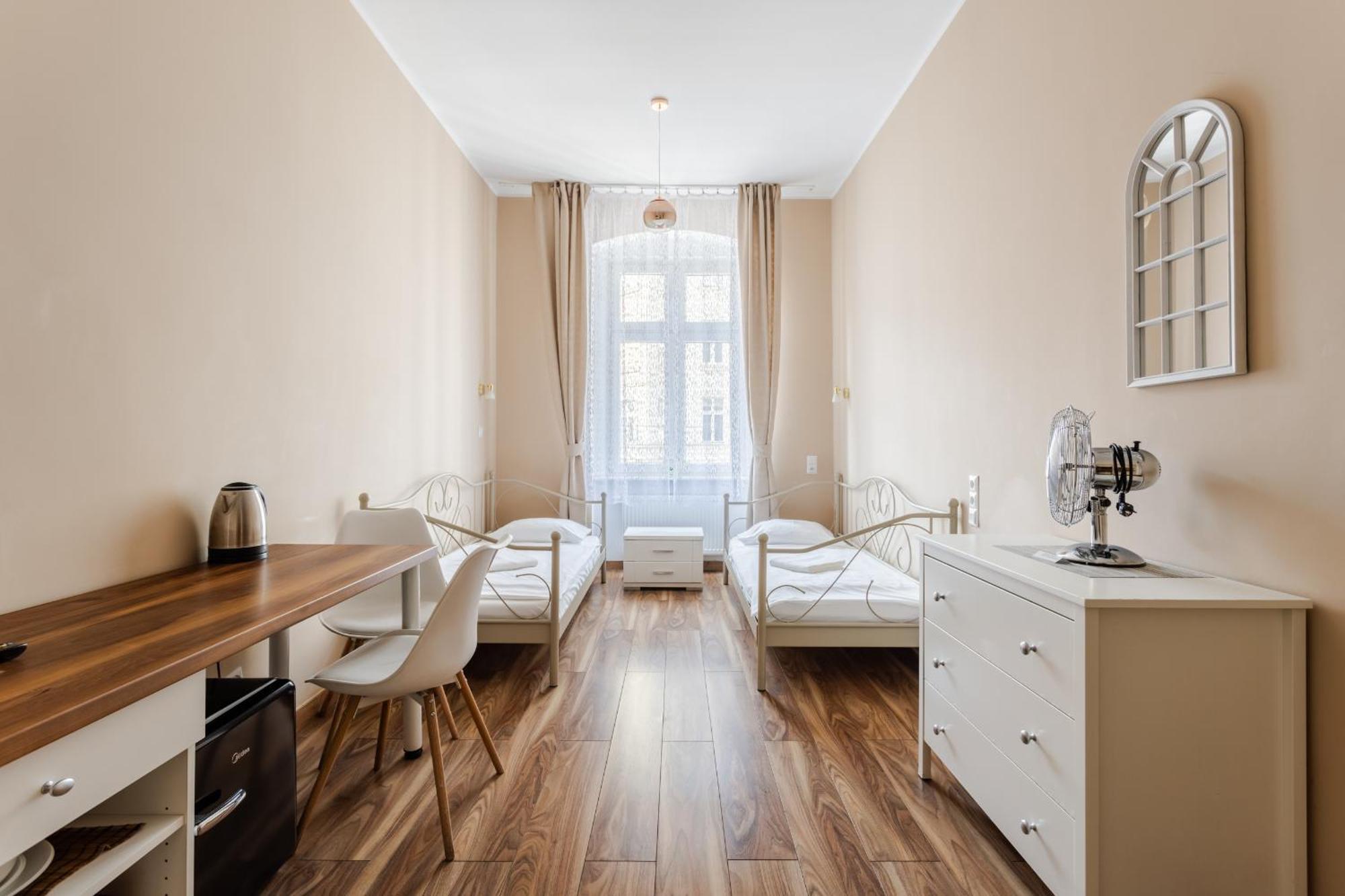 Functional And Comfortable Very Berry Studios In Poznan By Noclegi Renters Poznań Exterior foto