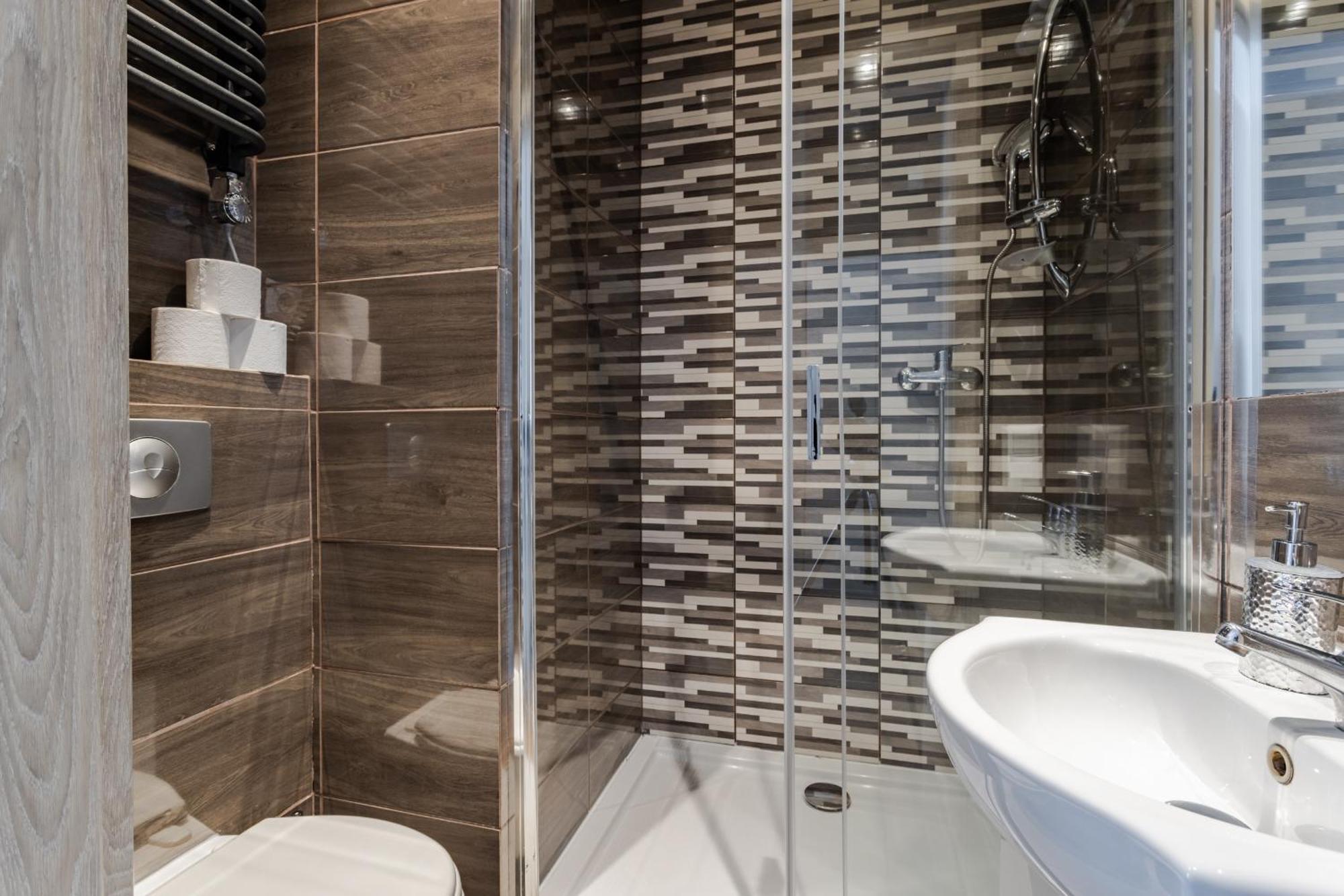 Functional And Comfortable Very Berry Studios In Poznan By Noclegi Renters Poznań Exterior foto