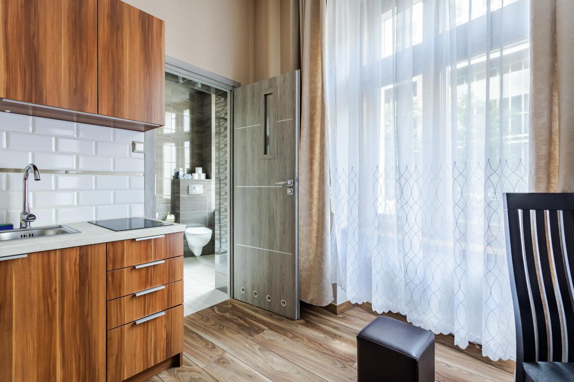 Functional And Comfortable Very Berry Studios In Poznan By Noclegi Renters Poznań Exterior foto