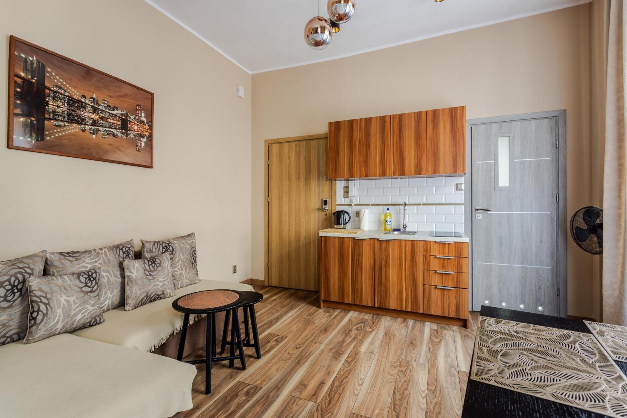 Functional And Comfortable Very Berry Studios In Poznan By Noclegi Renters Poznań Exterior foto