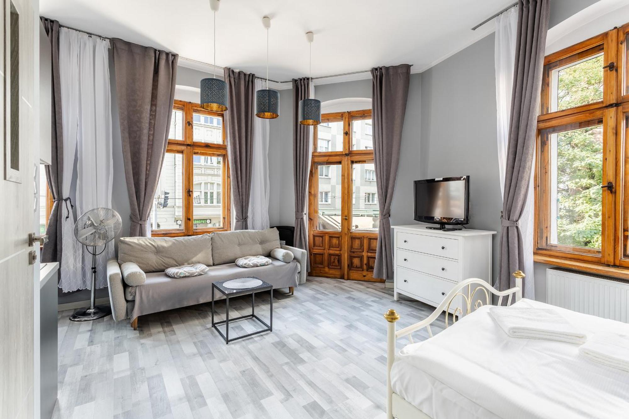 Functional And Comfortable Very Berry Studios In Poznan By Noclegi Renters Poznań Exterior foto