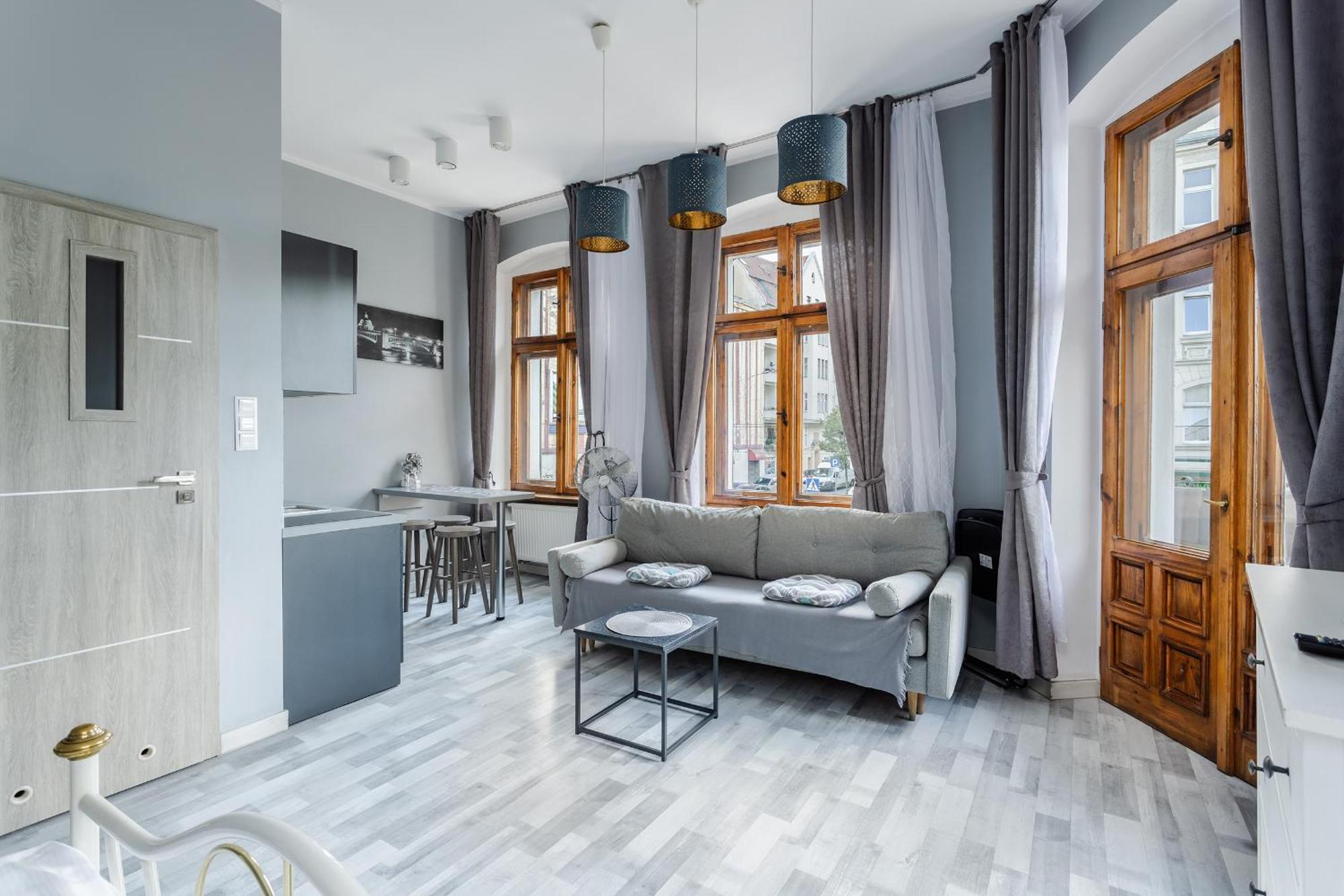 Functional And Comfortable Very Berry Studios In Poznan By Noclegi Renters Poznań Exterior foto